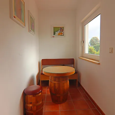 アパート Stilvolle Mit Garten In Rerik, Cleaning Included