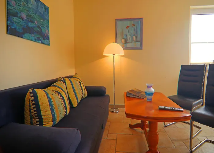 Daire Stilvolle Mit Garten In Rerik, Cleaning Included *