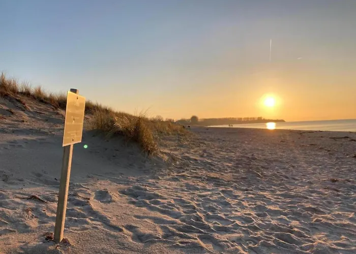 Daire Stilvolle Mit Garten In Rerik, Cleaning Included